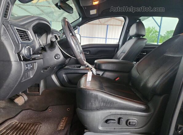 1N6BA1F48KN507592 2019 NISSAN TITAN Black Widok wnętrza z przodu
