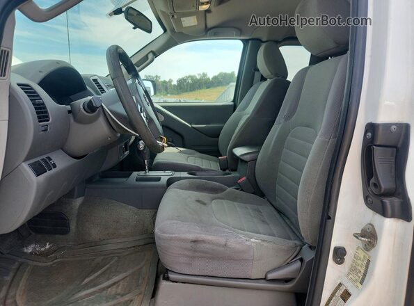 1N6BD0CT2HN724450 2017 NISSAN FRONTIER White წინა სალონის ხედი