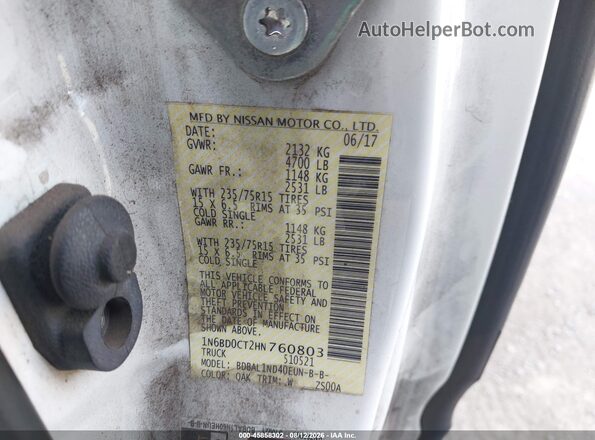 1N6BD0CT2HN760803 2017 NISSAN FRONTIER White Engine compartment view