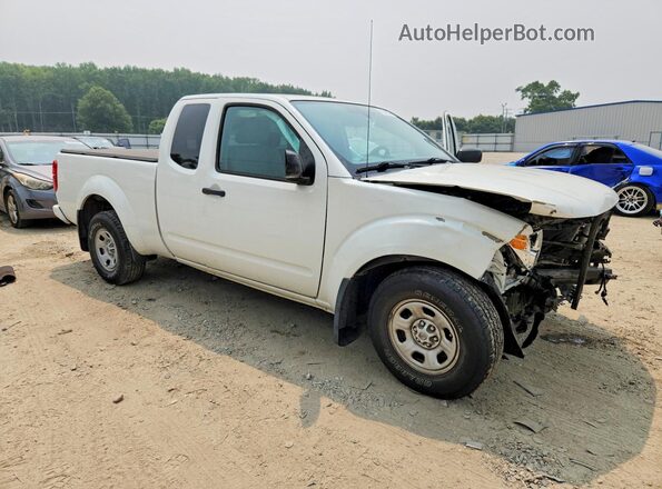1N6BD0CT4JN737061 2018 NISSAN FRONTIER Белый Передняя правая четверть