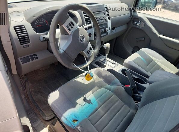 1N6BD0CT7GN738097 2016 NISSAN FRONTIER White Вид панелі приладів