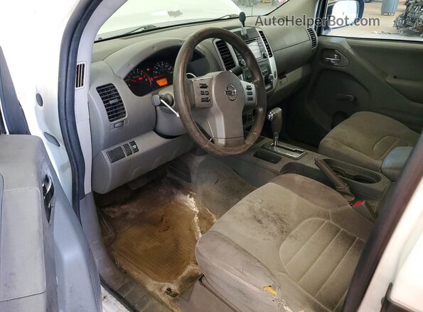 1N6BD0CTXHN742467 2017 NISSAN FRONTIER White Dashboard view