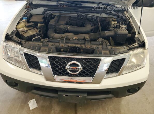 1N6BD0CTXHN742467 2017 NISSAN FRONTIER White Rear interior view