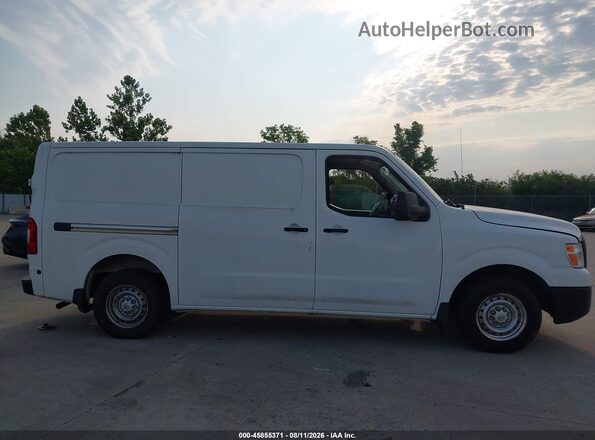 1N6BF0KM1JN810312 2018 NISSAN NV CARGO NV1500 White Widok wnętrza z tyłu