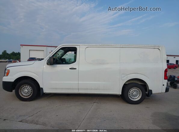 1N6BF0KM1JN810312 2018 NISSAN NV CARGO NV1500 White Widok wnętrza 360 stopni