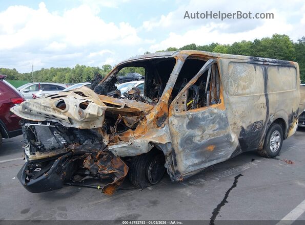 1N6BF0KY8LN800320 2020 NISSAN NV CARGO NV2500 HD Белый Вид спереди