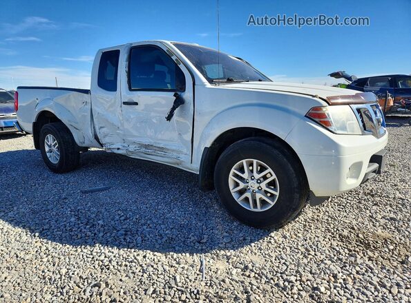 1N6DD0CW2JN724490 2018 NISSAN FRONTIER White Front right