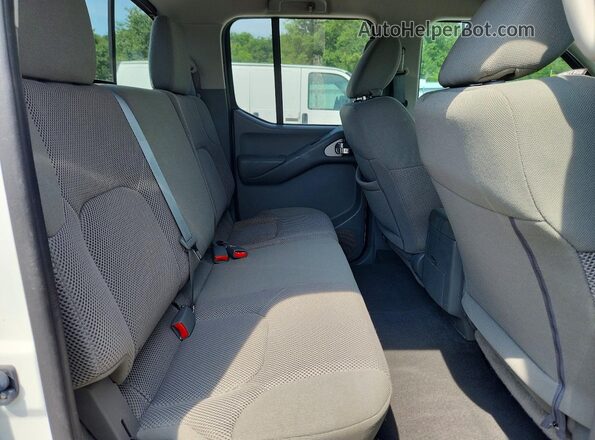 1N6ED0EB6MN710580 2021 NISSAN FRONTIER Белый Вид задних сидений