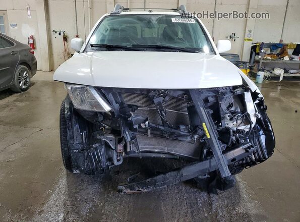 1N6ED0EB7MN705792 2021 NISSAN FRONTIER White Widok z przodu