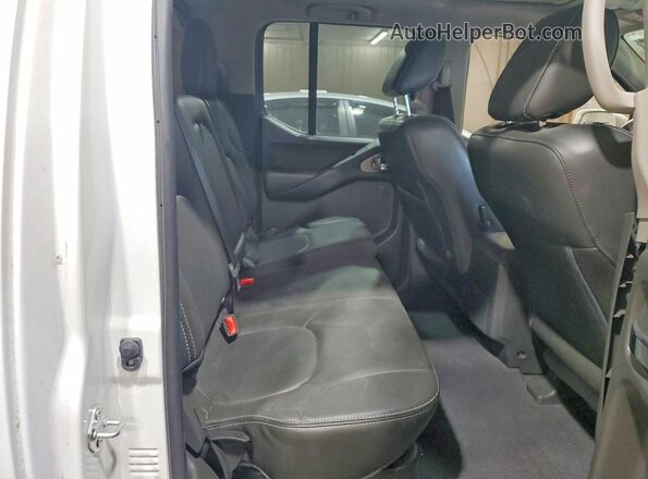 1N6ED0EB7MN705792 2021 NISSAN FRONTIER White Widok tylnych siedzeń