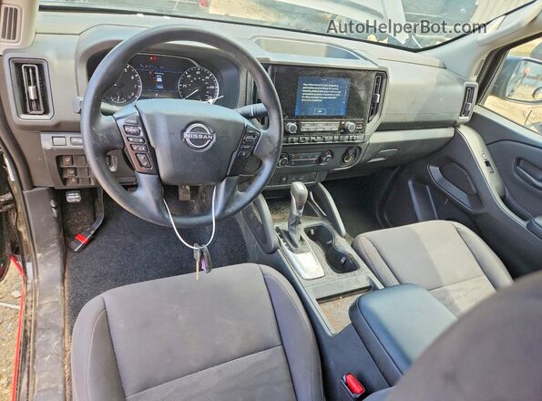 1N6ED1CL1SN637536 2025 NISSAN FRONTIER Черный Вид панели приборов