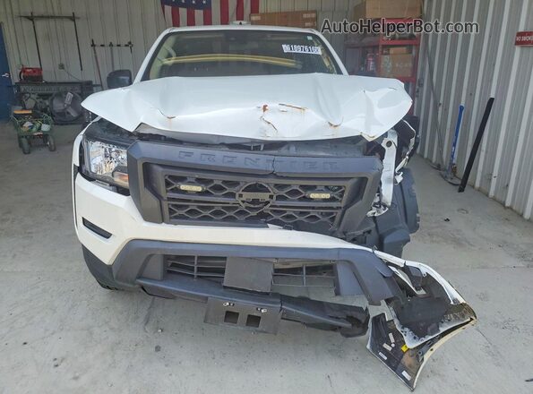 1N6ED1CL3RN652632 2024 NISSAN FRONTIER White Widok z przodu