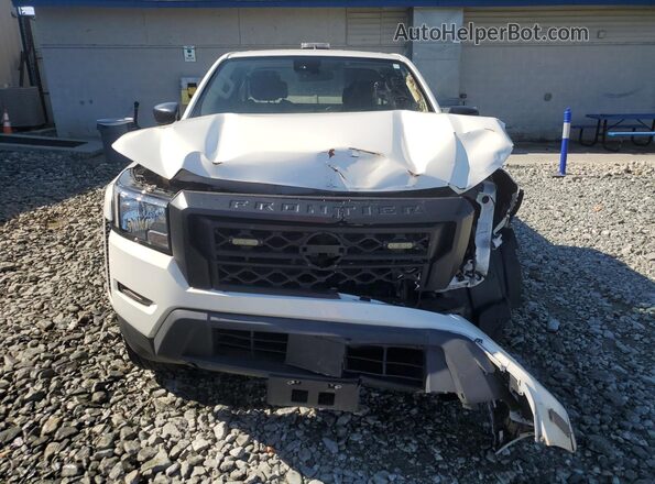 1N6ED1CL3RN652632 2024 NISSAN FRONTIER White Widok naklejki z numerem VIN