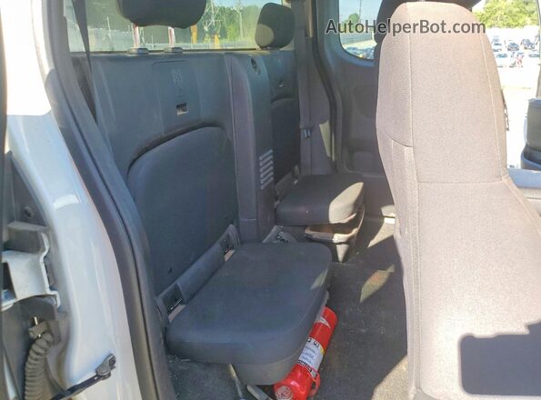 1N6ED1CL3RN652632 2024 NISSAN FRONTIER White Widok tylnych siedzeń