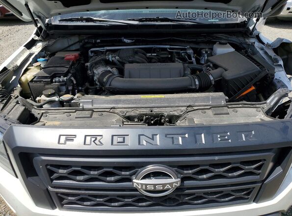 1N6ED1CL7RN623487 2024 NISSAN FRONTIER White Rear interior view