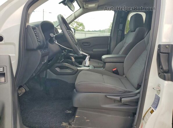 1N6ED1CL7RN640497 2024 NISSAN FRONTIER White Widok wnętrza z przodu