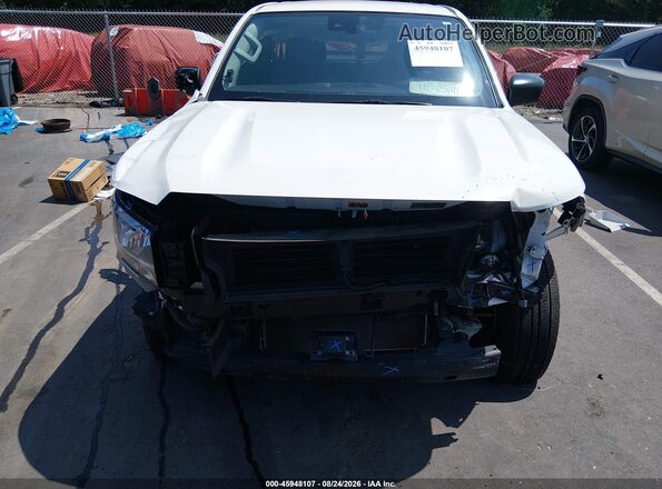 1N6ED1CL8PN663008 2023 NISSAN FRONTIER White Widok z przodu