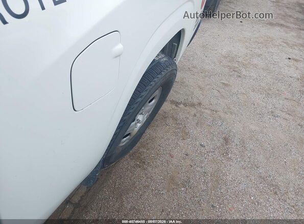 1N6ED1CL8RN633641 2024 NISSAN FRONTIER Белый Вид щитка приборов