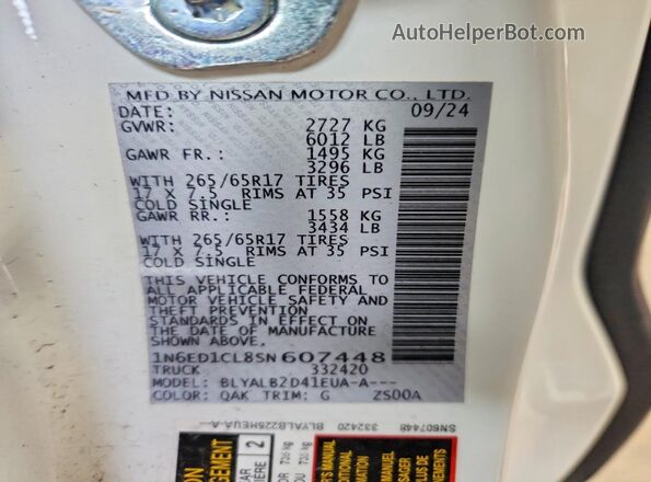 1N6ED1CL8SN607448 2025 NISSAN FRONTIER White VIN կոդի պիտակի տեսք