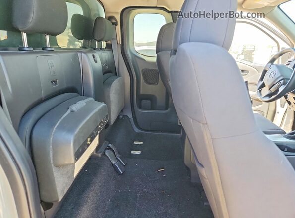 1N6ED1CL9NN664679 2022 NISSAN FRONTIER White Rear seats view