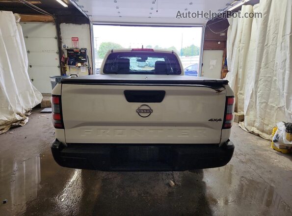 1N6ED1CM2PN634483 2023 NISSAN FRONTIER White Vista interior de 360 grados