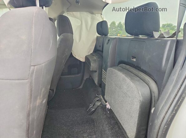 1N6ED1CM4SN620285 2025 NISSAN FRONTIER White უკანა სავარძლების ხედი