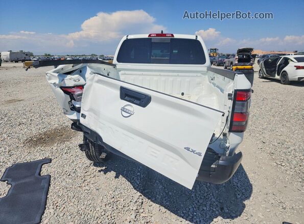1N6ED1CM6SN649075 2025 NISSAN FRONTIER White Вид ззаду