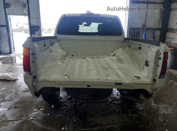 1N6ED1EK2PN613368 2023 NISSAN FRONTIER White Rear view