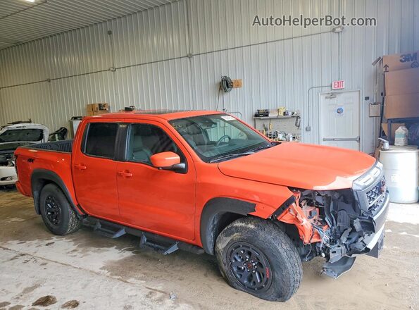 1N6ED1EK2SN616053 2025 NISSAN FRONTIER Оранжевый Передняя правая четверть