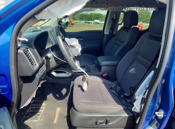 1N6ED1EK3RN606061 2024 NISSAN FRONTIER Blue Widok wnętrza z przodu