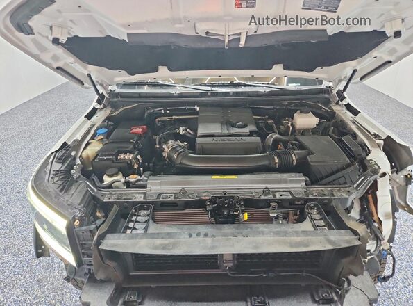 1N6ED1EK5TN641501 2026 NISSAN FRONTIER White Vista interior trasera