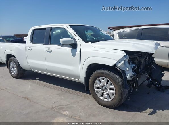 1N6ED1FJ2RN618000 2024 NISSAN FRONTIER White Rear interior view