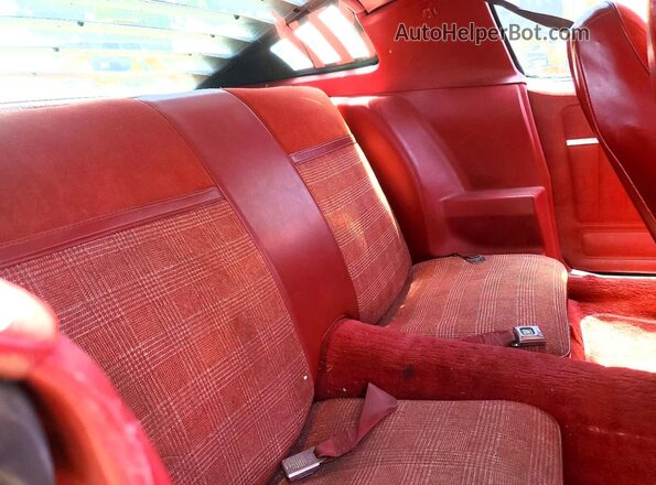 1Q87L9L644362 1979 CHEVROLET CAMARO Burgundy Вид задніх сидінь