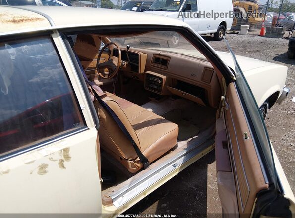 1T27M9B541950     1979 CHEVROLET MALIBU Yellow Front interior view
