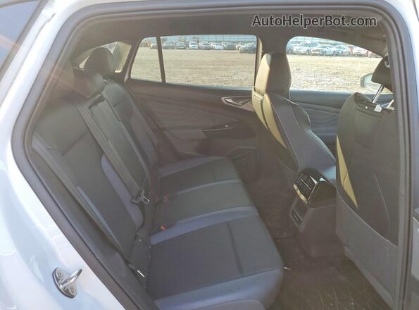1V25MPE80RC004058 2024 VOLKSWAGEN ID.4 White Vista de los asientos traseros