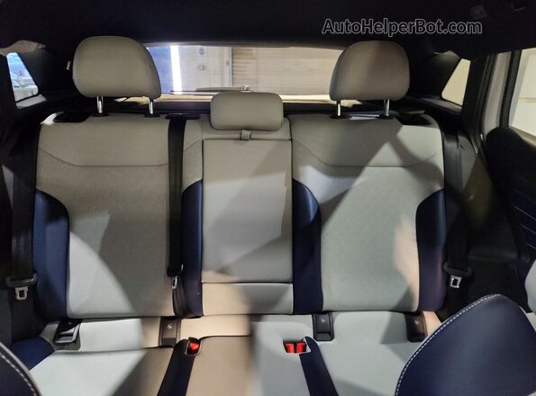 1V25MPE85RC017422 2024 VOLKSWAGEN ID.4 White Rear seats view