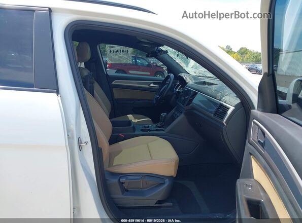 1V26E2CA4LC219489 2020 VOLKSWAGEN ATLAS Белый Вид салона спереди