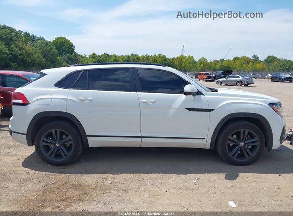 1V26E2CA4LC219489 2020 VOLKSWAGEN ATLAS Белый Вид задней части салона