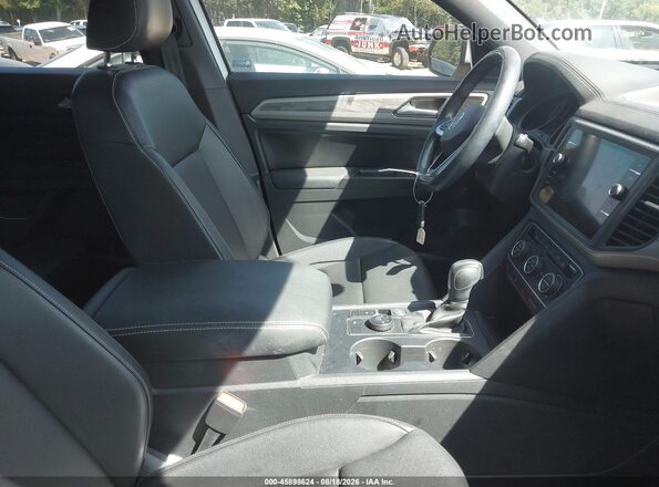 1V26E2CAXLC216130 2020 VOLKSWAGEN ATLAS Белый Вид салона спереди