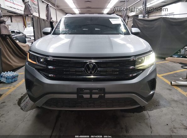 1V2AC2CA7LC200998 2020 VOLKSWAGEN ATLAS Silver Սարքավորումների վահանակի տեսք