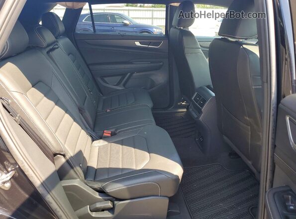1V2AC2CA8TC225134 2026 VOLKSWAGEN ATLAS Black Вид задньої частини салону