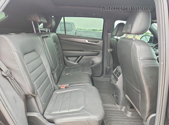 1V2AE2CA7RC208134 2024 VOLKSWAGEN ATLAS Черный Вид задних сидений