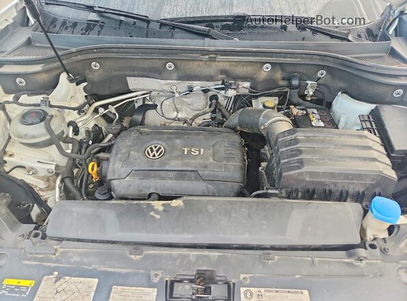 1V2AP2CA0JC530628 2018 VOLKSWAGEN ATLAS White Widok komory silnika