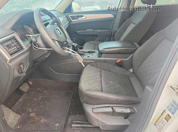 1V2AP2CA0JC530628 2018 VOLKSWAGEN ATLAS White Widok wnętrza z przodu