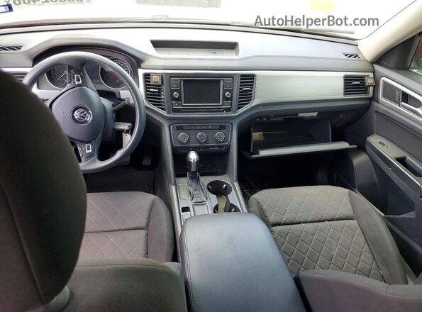 1V2AP2CA7JC589840 2018 VOLKSWAGEN ATLAS Red Dashboard view