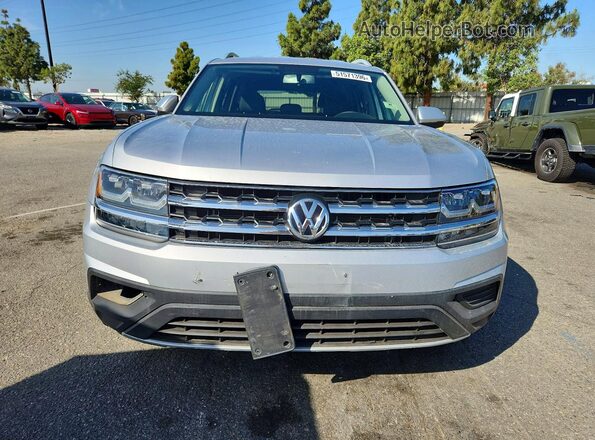 1V2AR2CA9JC552900 2018 VOLKSWAGEN ATLAS Silver Vista frontal