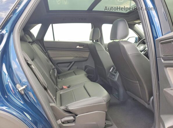 1V2BE2CA3PC216135 2023 VOLKSWAGEN ATLAS Синий Вид задней части салона