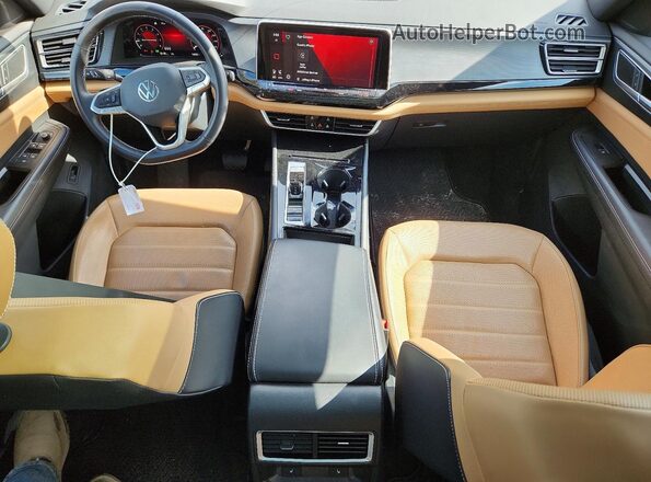 1V2BE2CA7RC227948 2024 VOLKSWAGEN ATLAS Gray Առջևի վահանակի տեսք