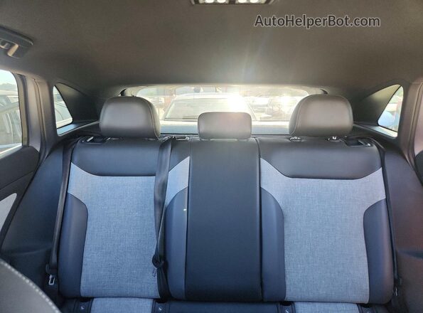 1V2BMPE85RC003992 2024 VOLKSWAGEN ID.4 Серебряный Вид задних сидений