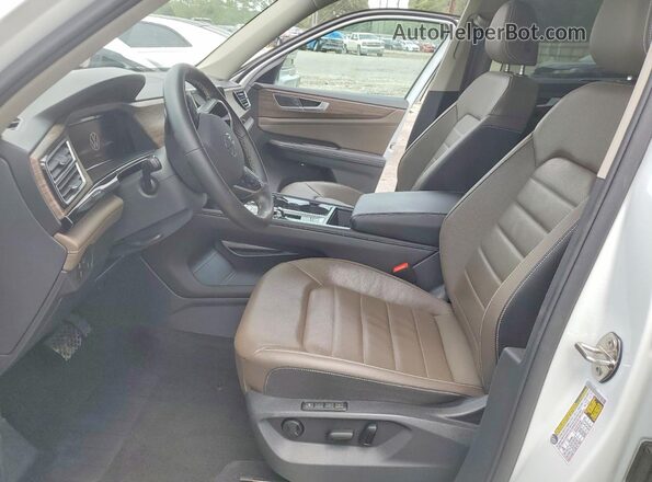 1V2BR2CA2SC517346 2025 VOLKSWAGEN ATLAS Белый Вид салона спереди